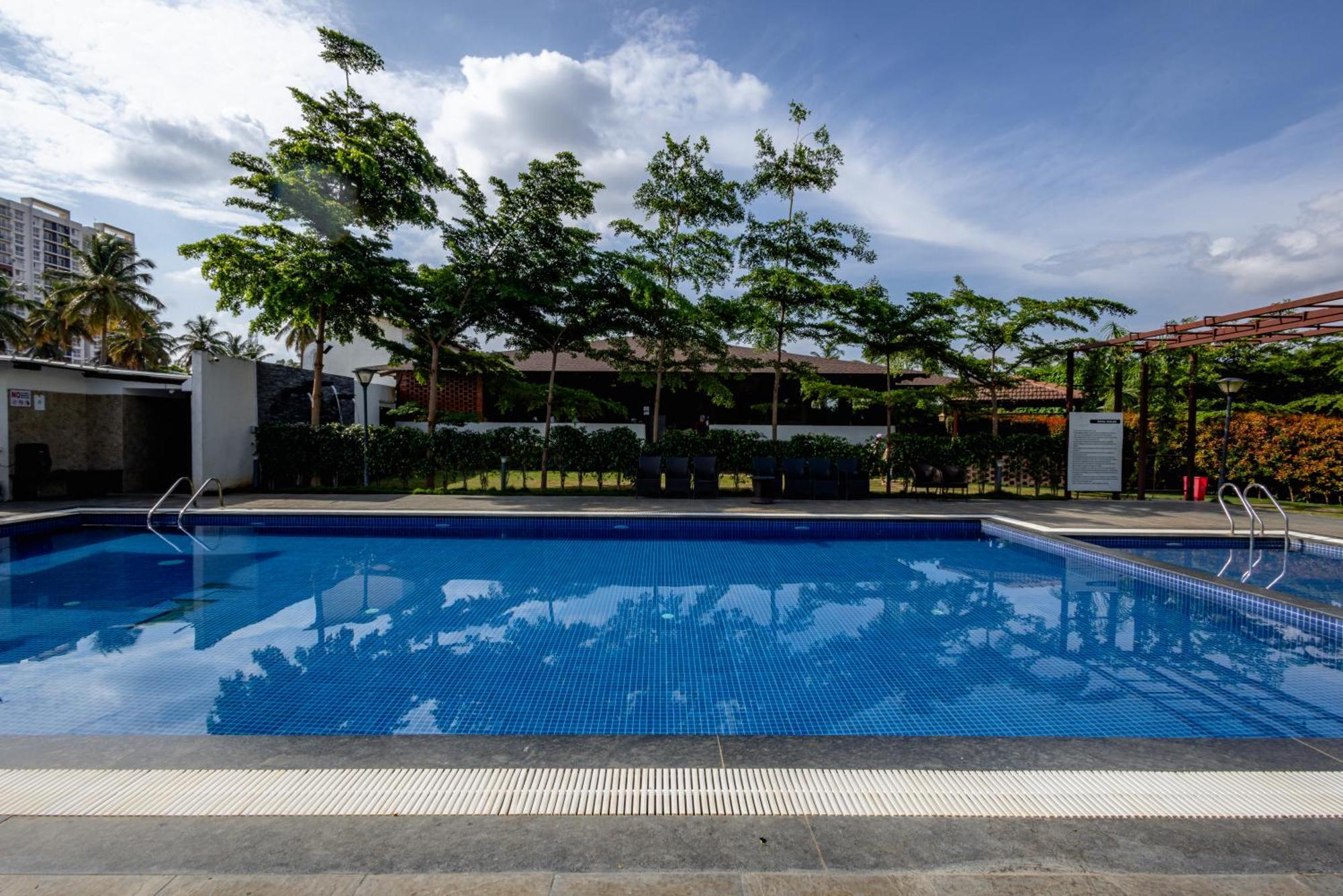 Veerdency Luxury Resort Devanahalli Buitenkant foto